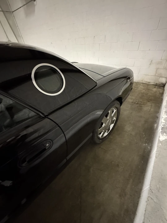 2002 Ford Thunderbird 11th Gen - Image 13 of 31