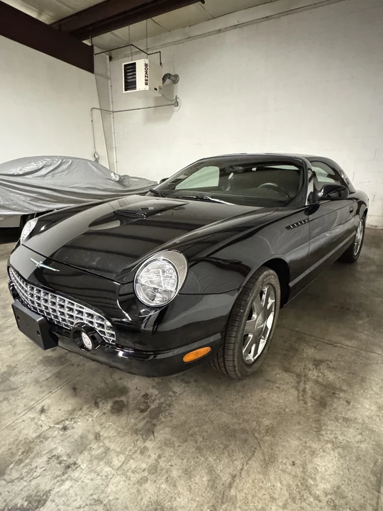 2002 Ford Thunderbird 11th Gen - Image 2 of 31