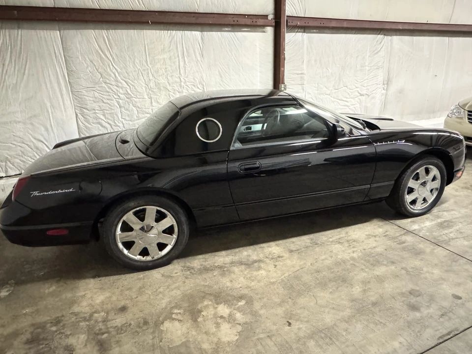 2002 Ford Thunderbird 11th Gen - Image 6 of 31