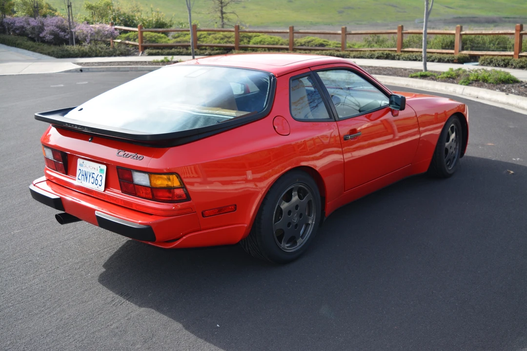 1988 Porsche 944 Turbo - Image 6 of 31