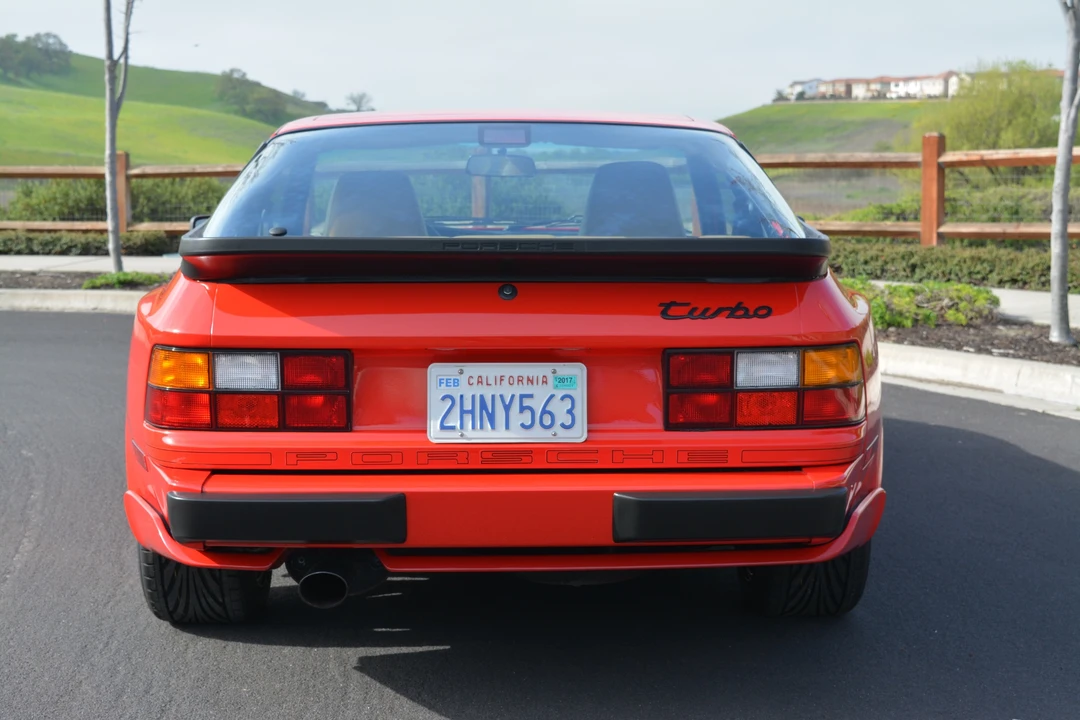 1988 Porsche 944 Turbo - Image 7 of 31