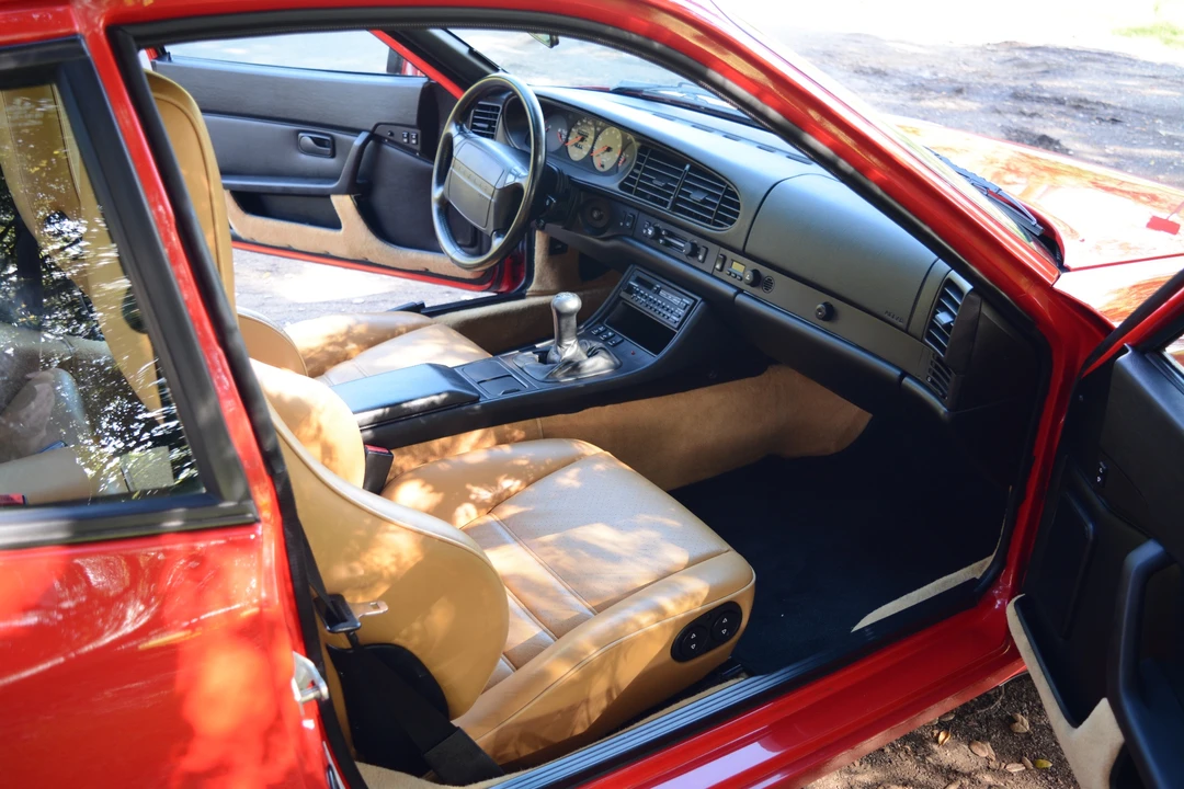 1988 Porsche 944 Turbo - Image 20 of 31