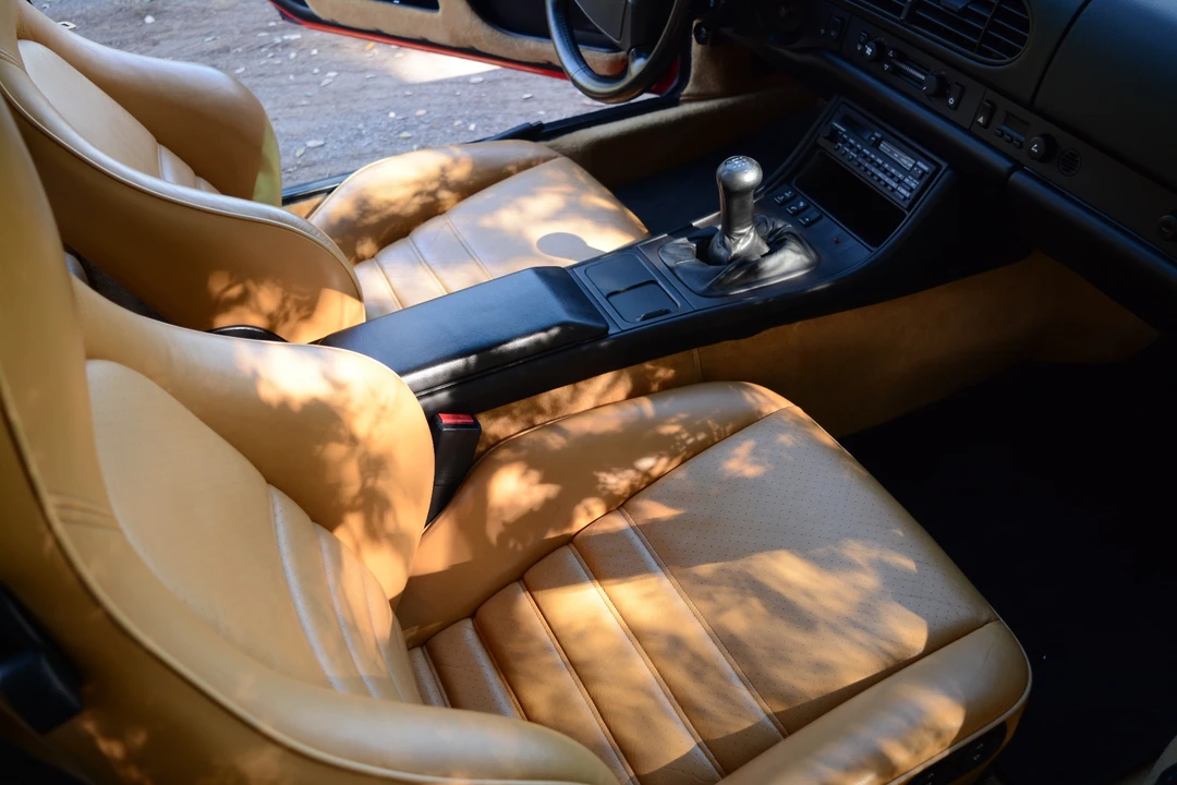 1988 Porsche 944 Turbo - Image 22 of 31