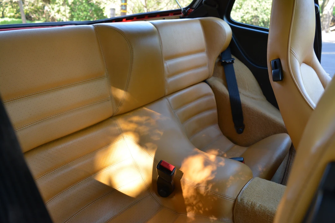 1988 Porsche 944 Turbo - Image 24 of 31