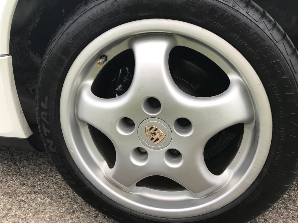 1994 Porsche 964 Carrera - Image 10 of 31