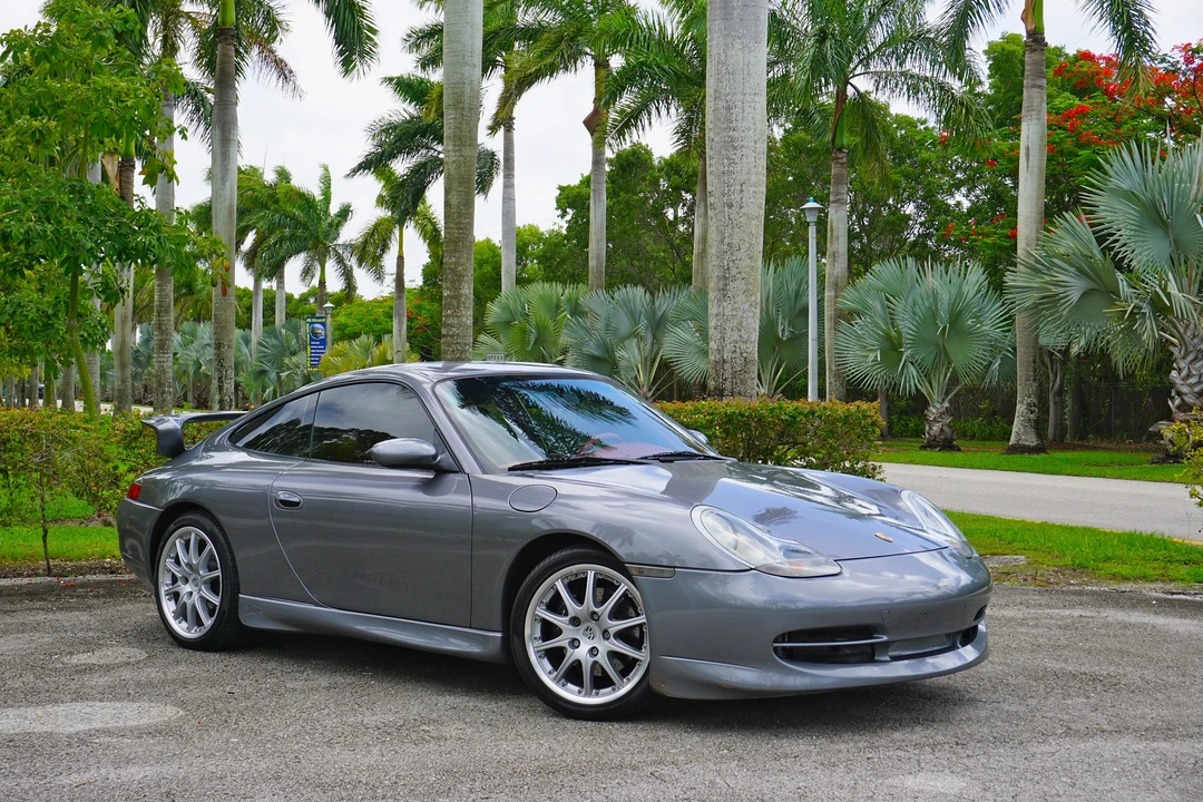 2001 Porsche 996 Carrera - Image 2 of 31