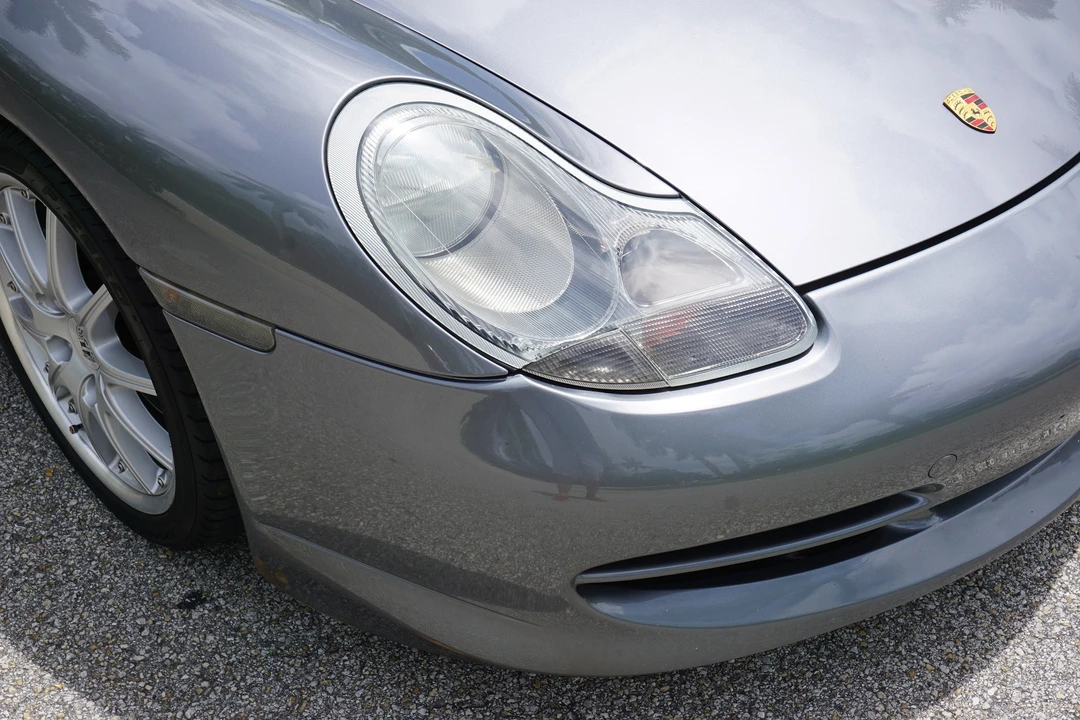 2001 Porsche 996 Carrera - Image 16 of 31