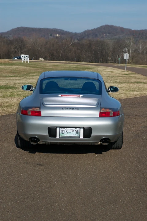 2001 Porsche 996 Carrera - Image 22 of 31