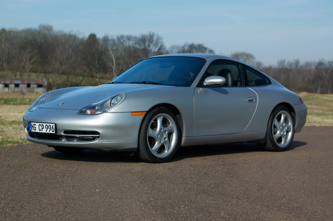 2001 Porsche 996 Carrera - Image 5 of 31