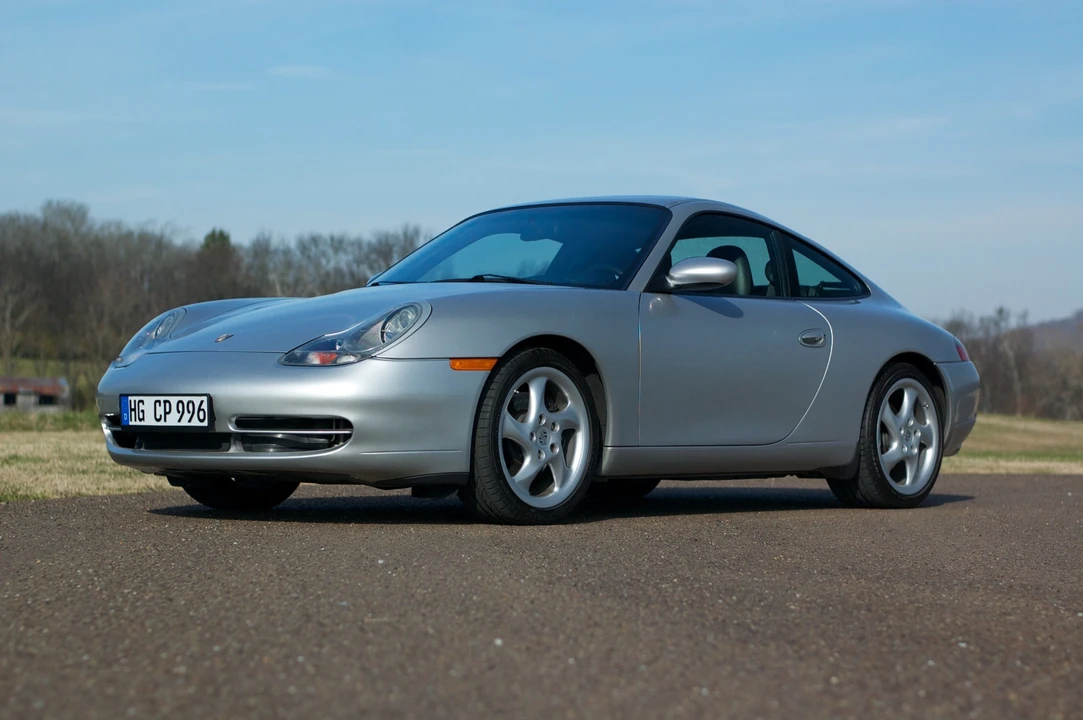 2001 Porsche 996 Carrera - Image 7 of 31