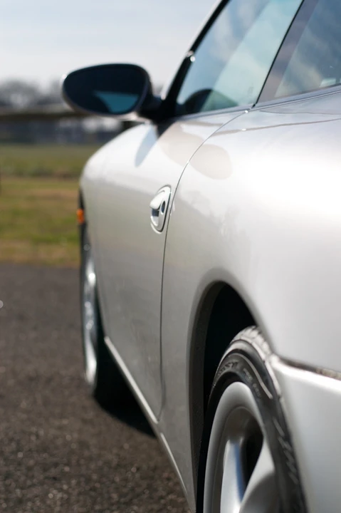 2001 Porsche 996 Carrera - Image 30 of 31