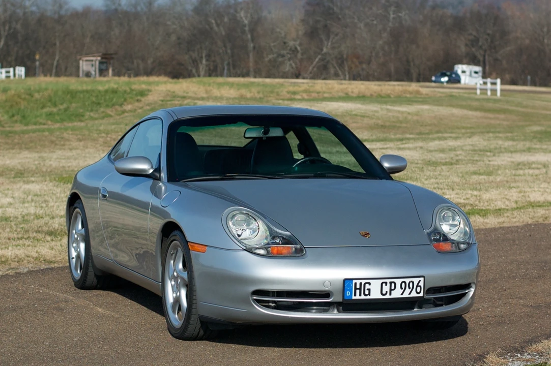 2001 Porsche 996 Carrera - Image 19 of 31