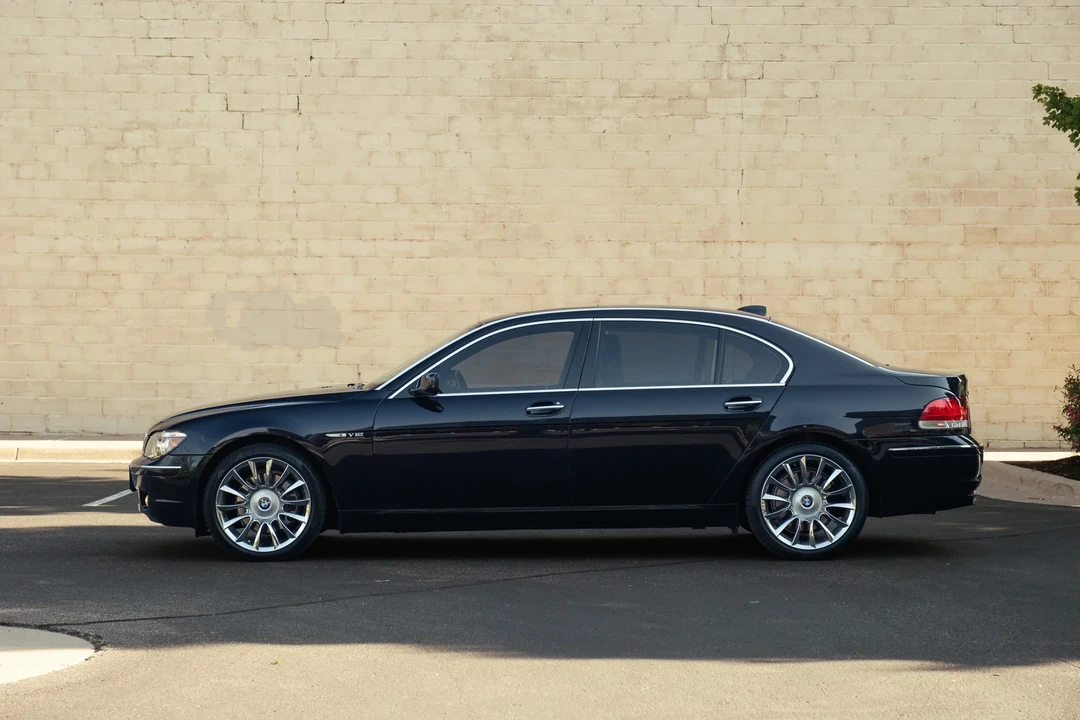 2007 BMW E65/E66 750i & 760i Sedan - Image 9 of 31