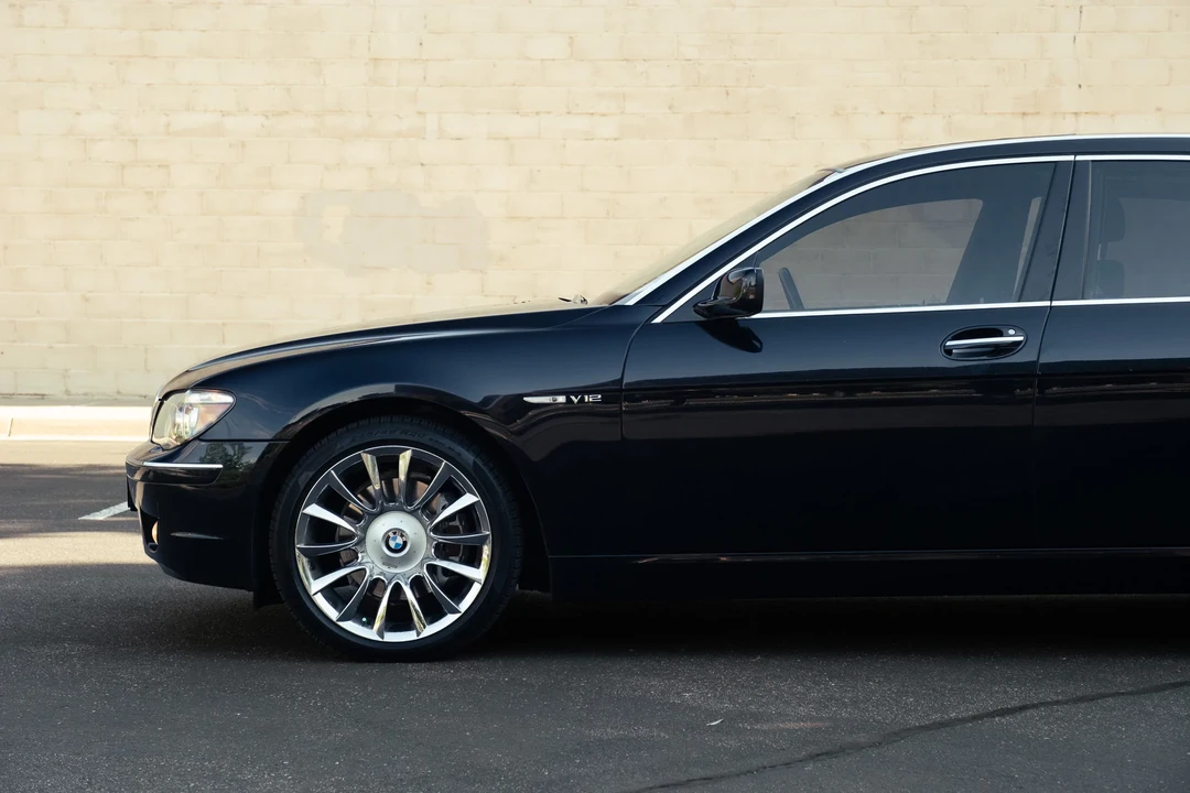 2007 BMW E65/E66 750i & 760i Sedan - Image 28 of 31