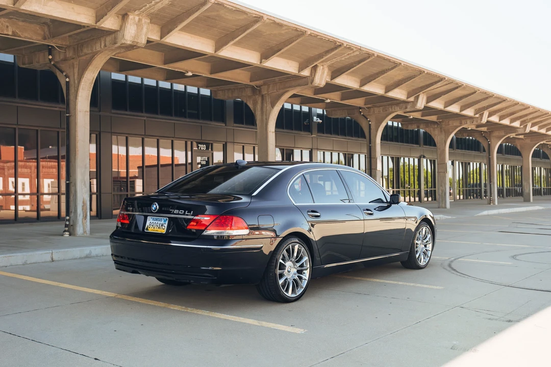 2007 BMW E65/E66 750i & 760i Sedan - Image 19 of 31