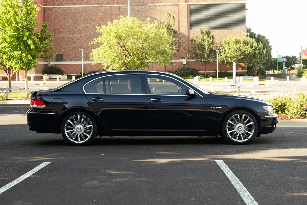 2007 BMW E65/E66 750i & 760i Sedan - Image 22 of 31