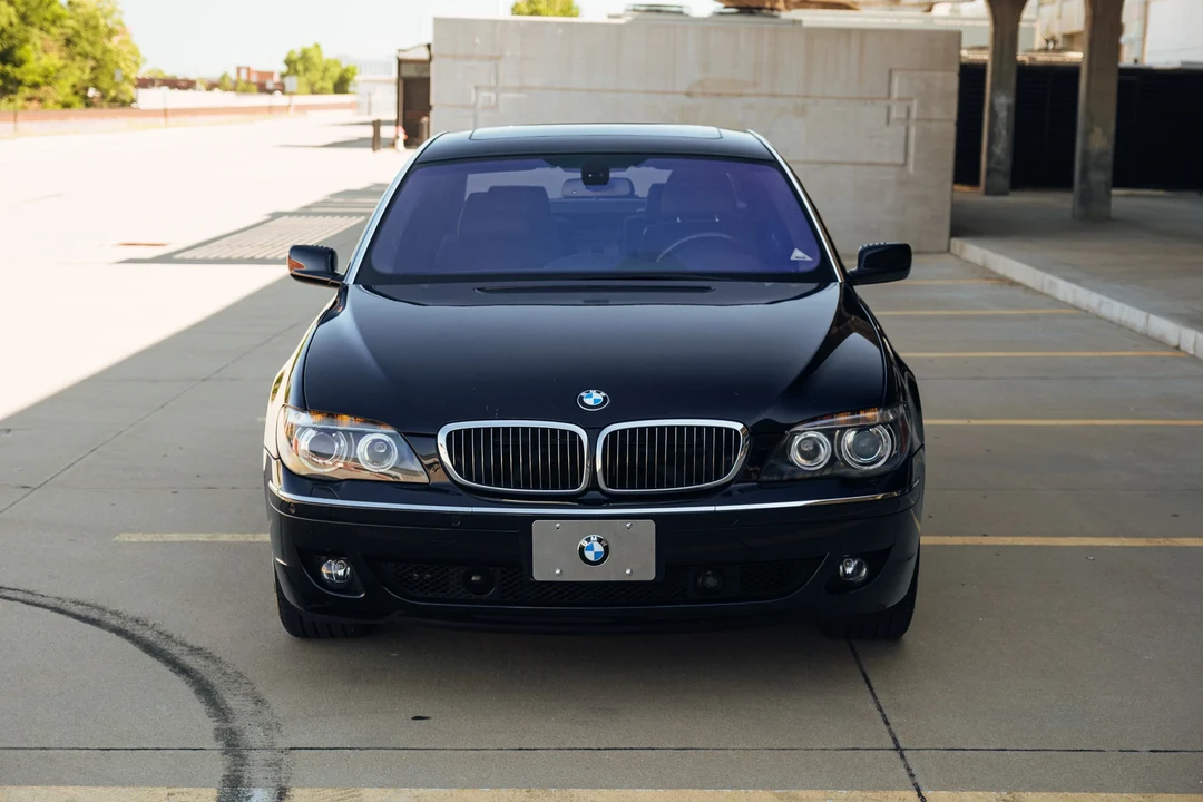 2007 BMW E65/E66 750i & 760i Sedan - Image 2 of 31