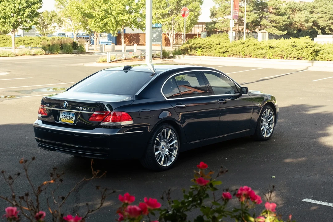 2007 BMW E65/E66 750i & 760i Sedan - Image 21 of 31