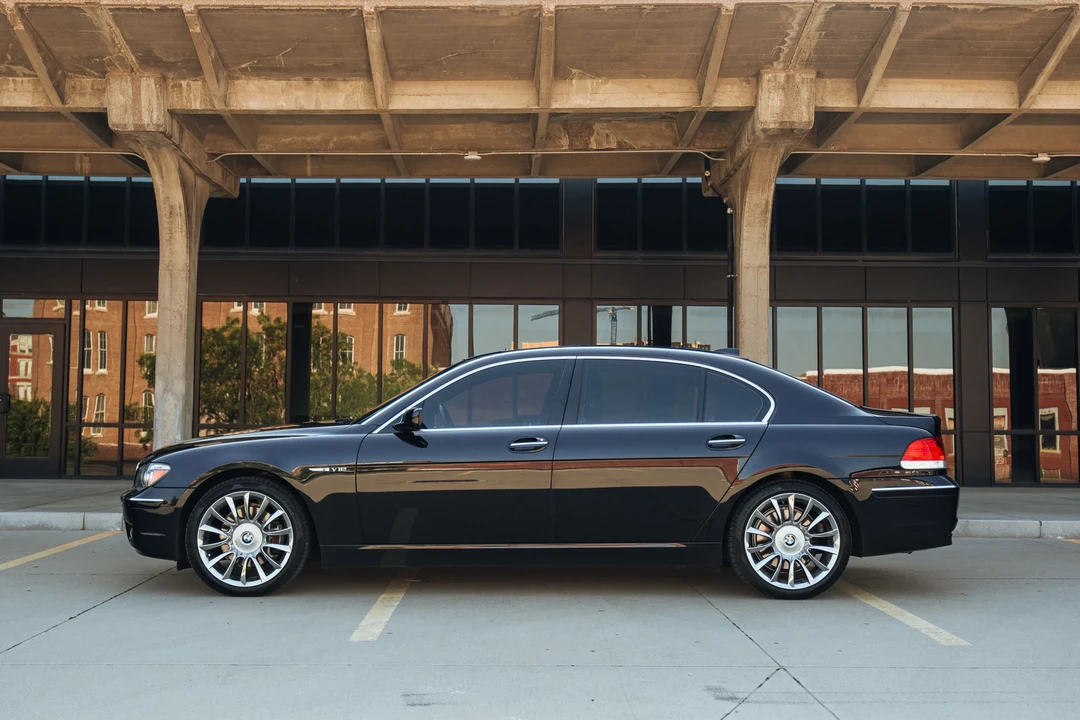 2007 BMW E65/E66 750i & 760i Sedan - Image 8 of 31