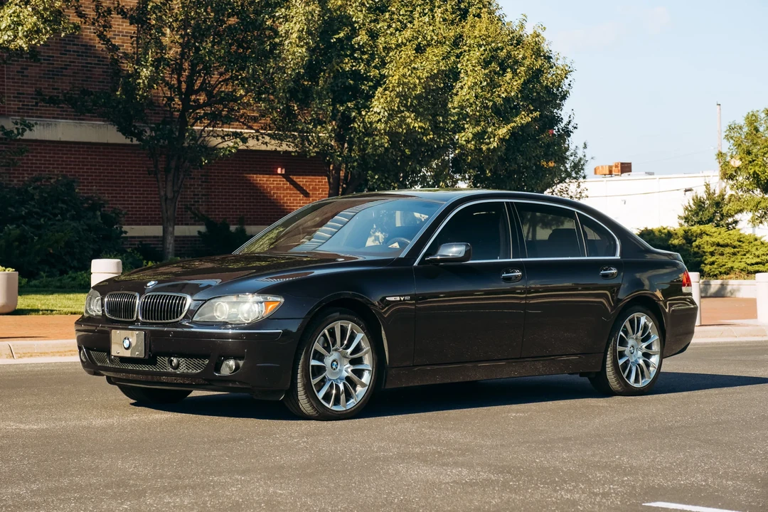 2007 BMW E65/E66 750i & 760i Sedan - Image 5 of 31