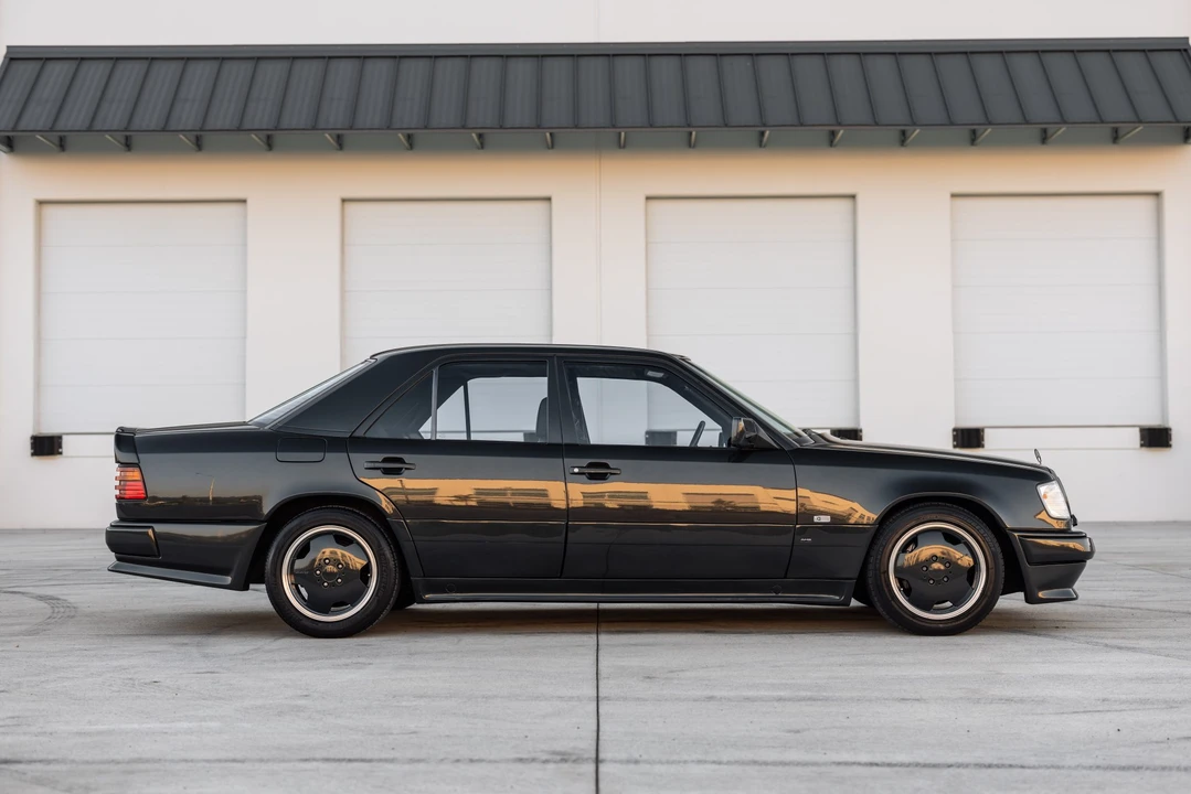 1990 Mercedes-Benz W124 E-Class - Image 17 of 31