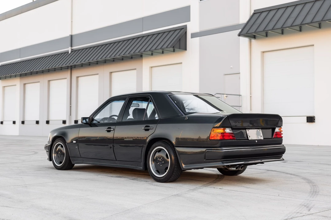 1990 Mercedes-Benz W124 E-Class - Image 10 of 31