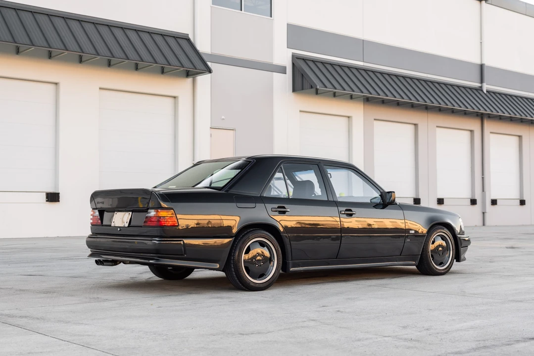 1990 Mercedes-Benz W124 E-Class - Image 16 of 31
