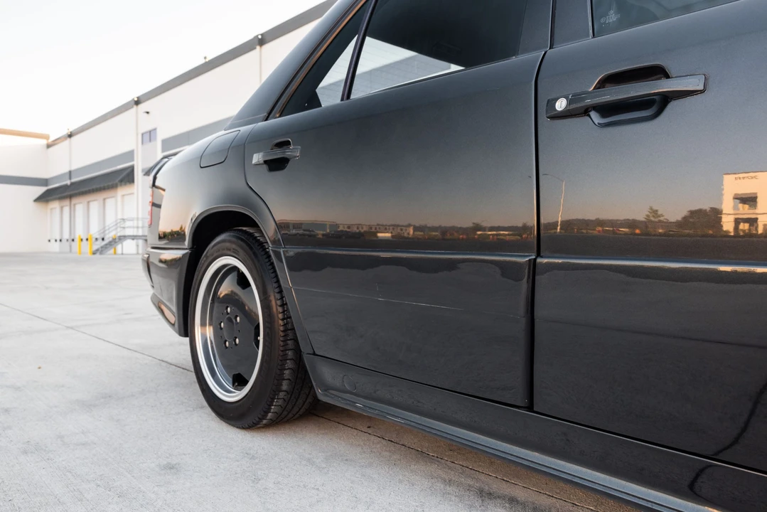 1990 Mercedes-Benz W124 E-Class - Image 22 of 31