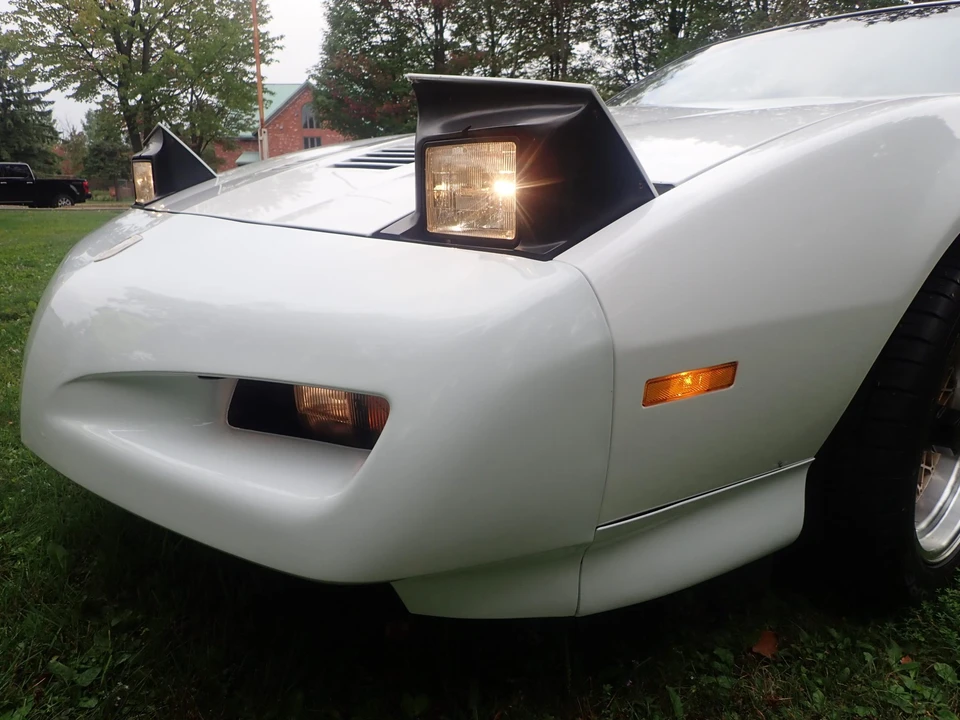 1992 Pontiac Firebird Trans Am 3rd Gen - Image 24 of 31