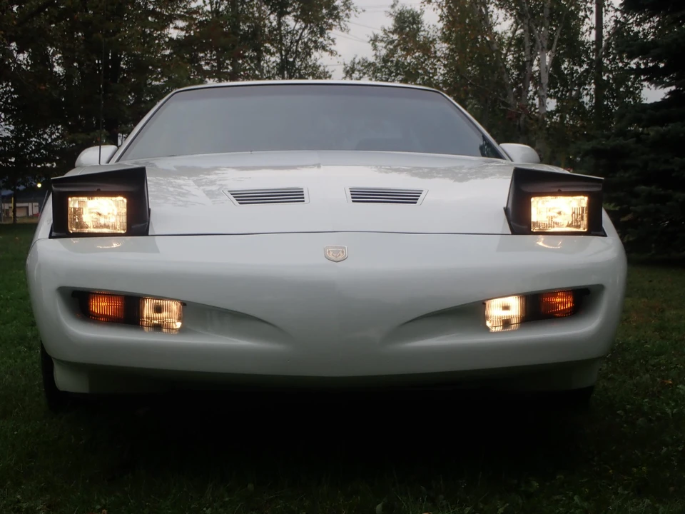 1992 Pontiac Firebird Trans Am 3rd Gen - Image 23 of 31