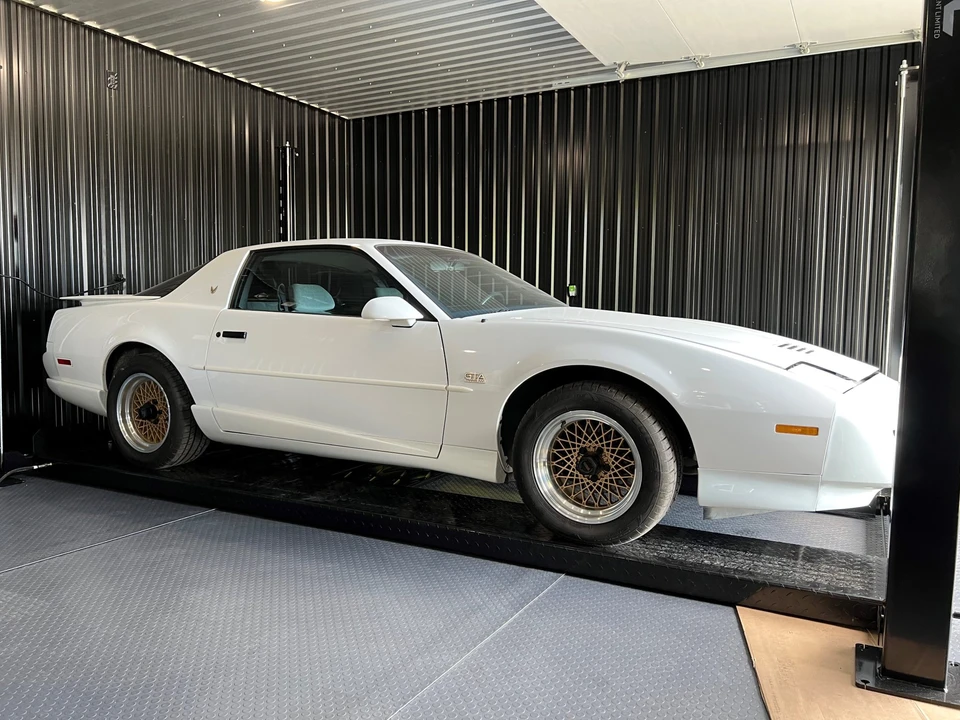 1992 Pontiac Firebird Trans Am 3rd Gen - Image 16 of 31