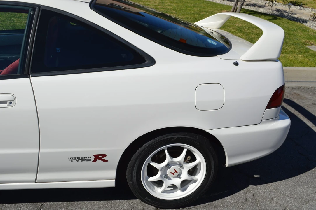 1996 Acura Integra Type R 3rd Gen - Image 11 of 31