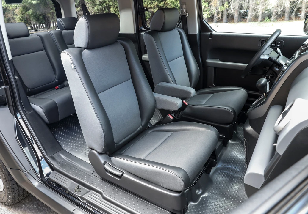 2005 Honda Element - Image 25 of 31