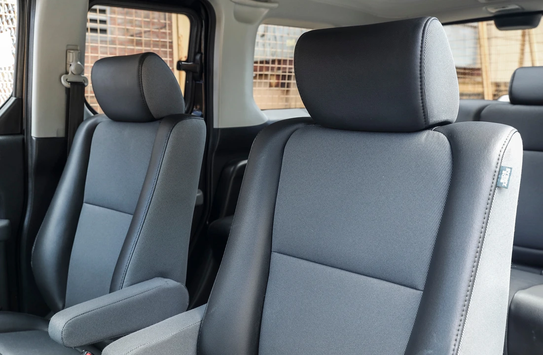 2005 Honda Element - Image 28 of 31