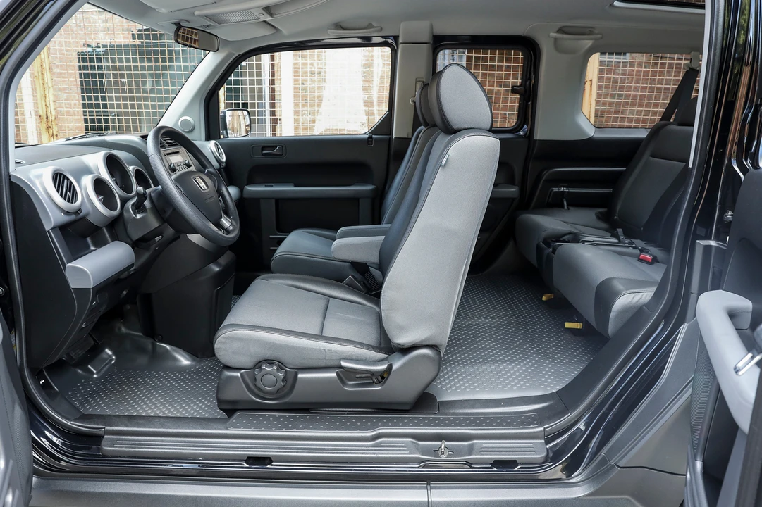 2005 Honda Element - Image 23 of 31