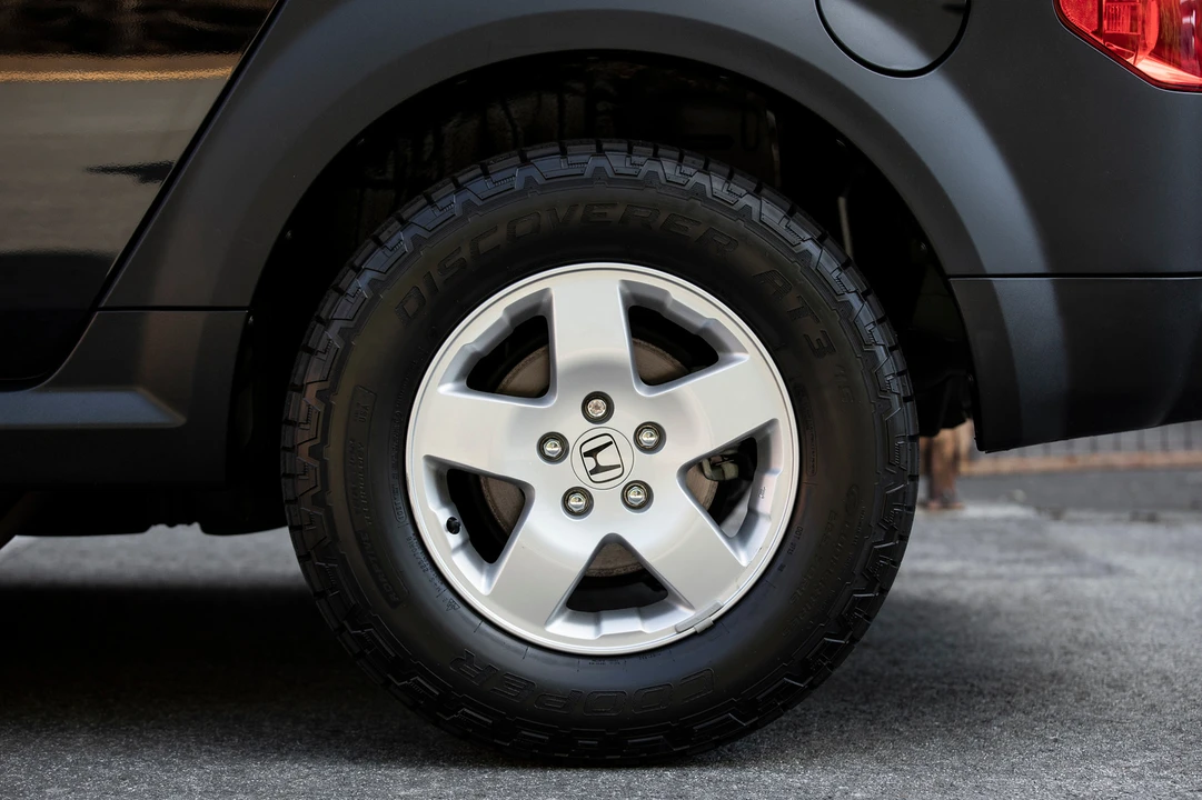 2005 Honda Element - Image 21 of 31