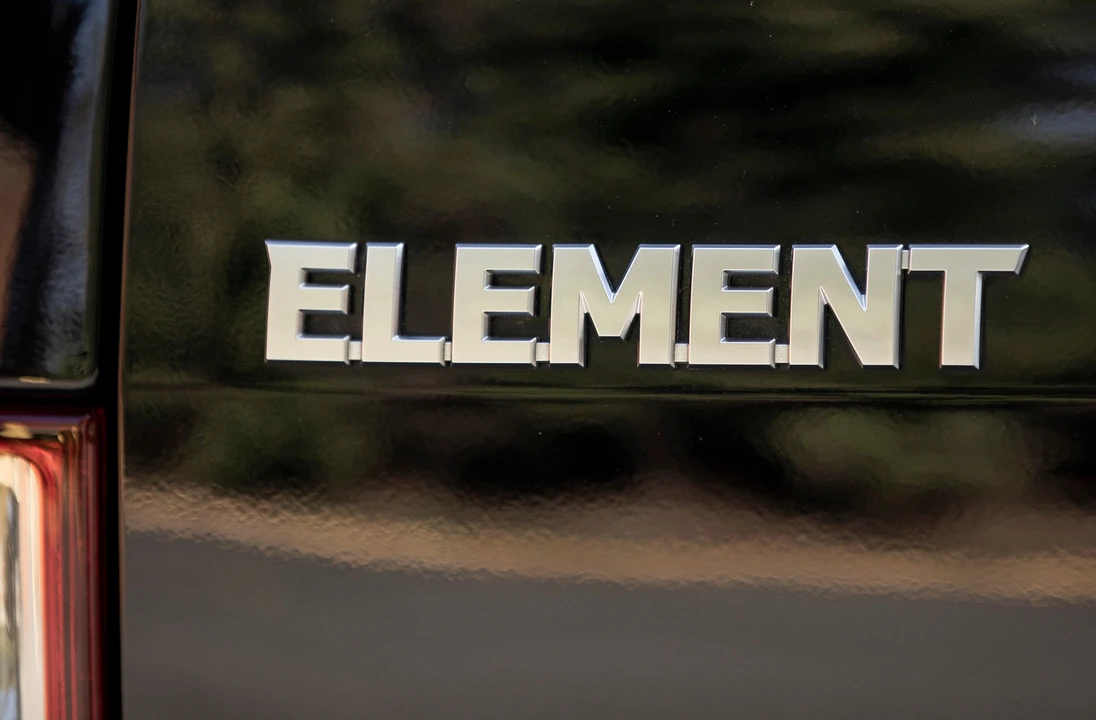 2005 Honda Element - Image 16 of 31