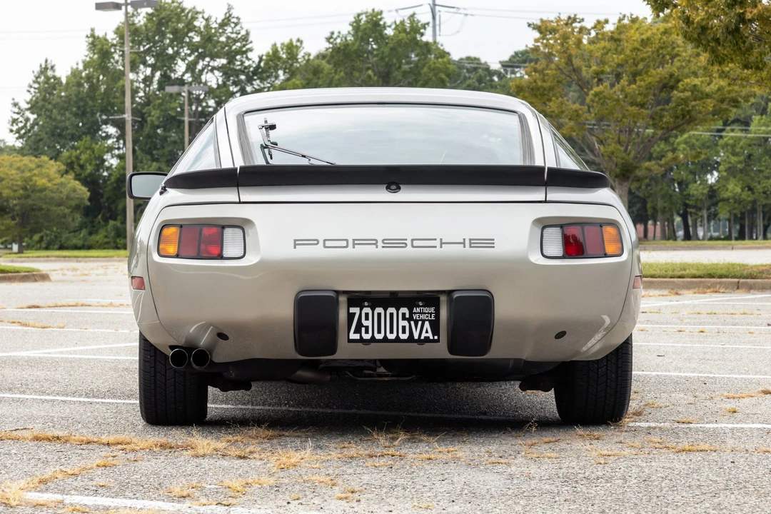 1982 Porsche 928 - Image 7 of 31