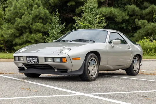 1982 Porsche 928 5-Speed