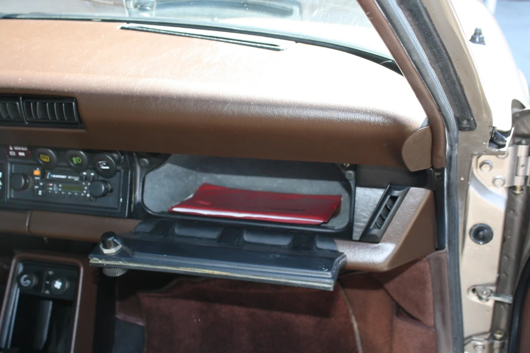 1983 Porsche 911 Carrera SC - Image 27 of 31