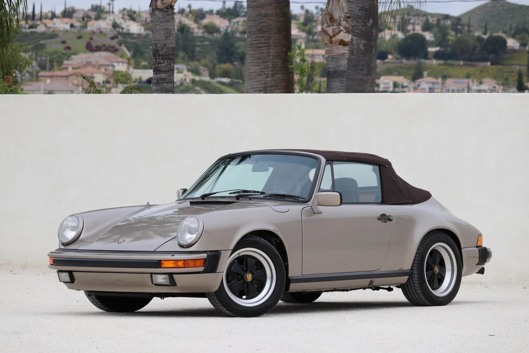 1984 Porsche 911 Carrera 3.2 - Image 18 of 31