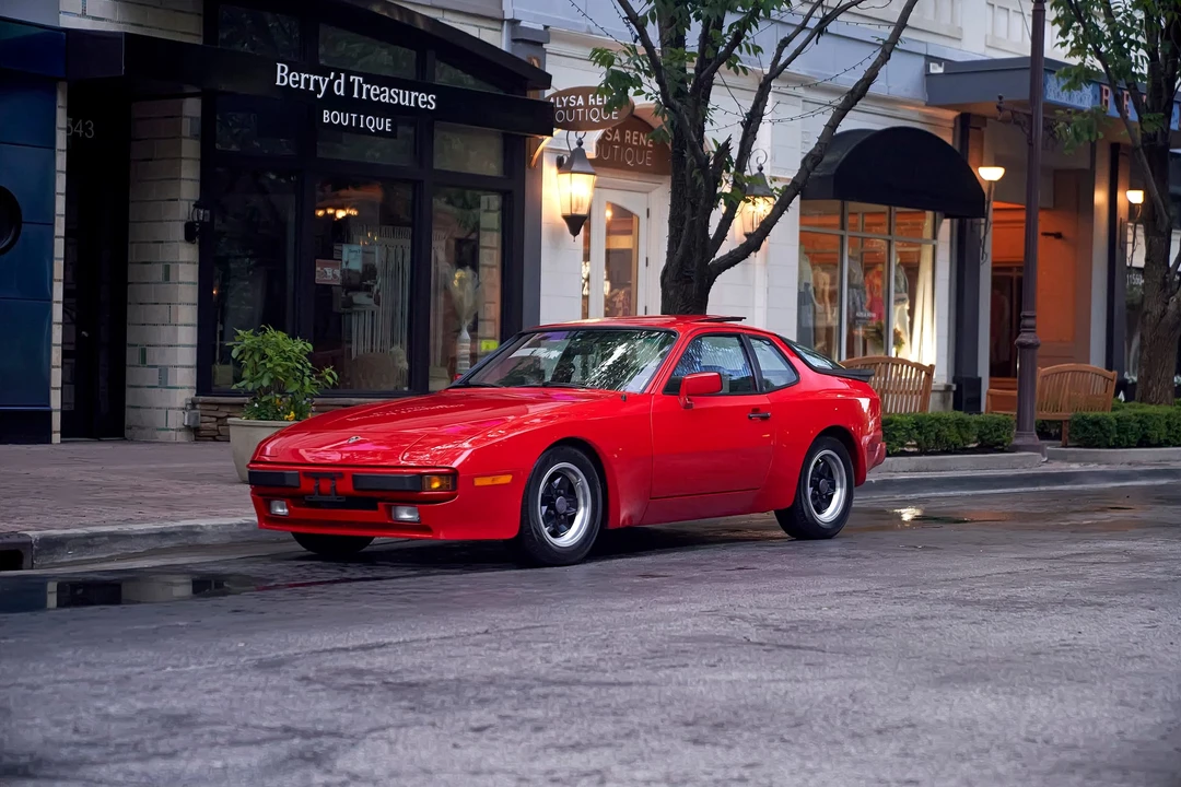 1984 Porsche 944 - Image 4 of 31