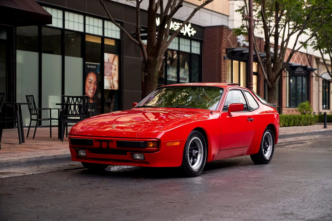 1984 Porsche 944 - Image 8 of 31