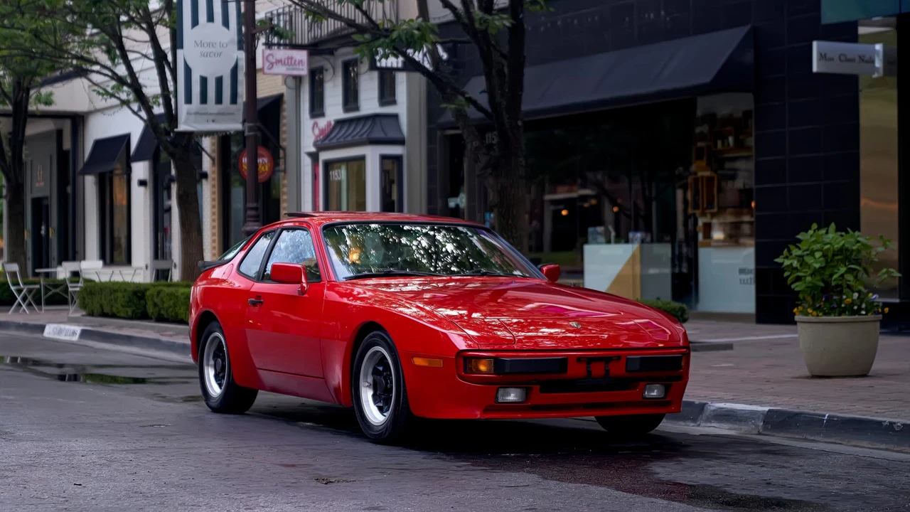 1984 Porsche 944 - Image 21 of 31