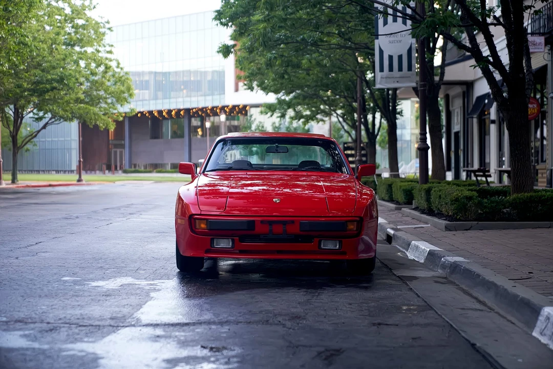 1984 Porsche 944 - Image 11 of 31