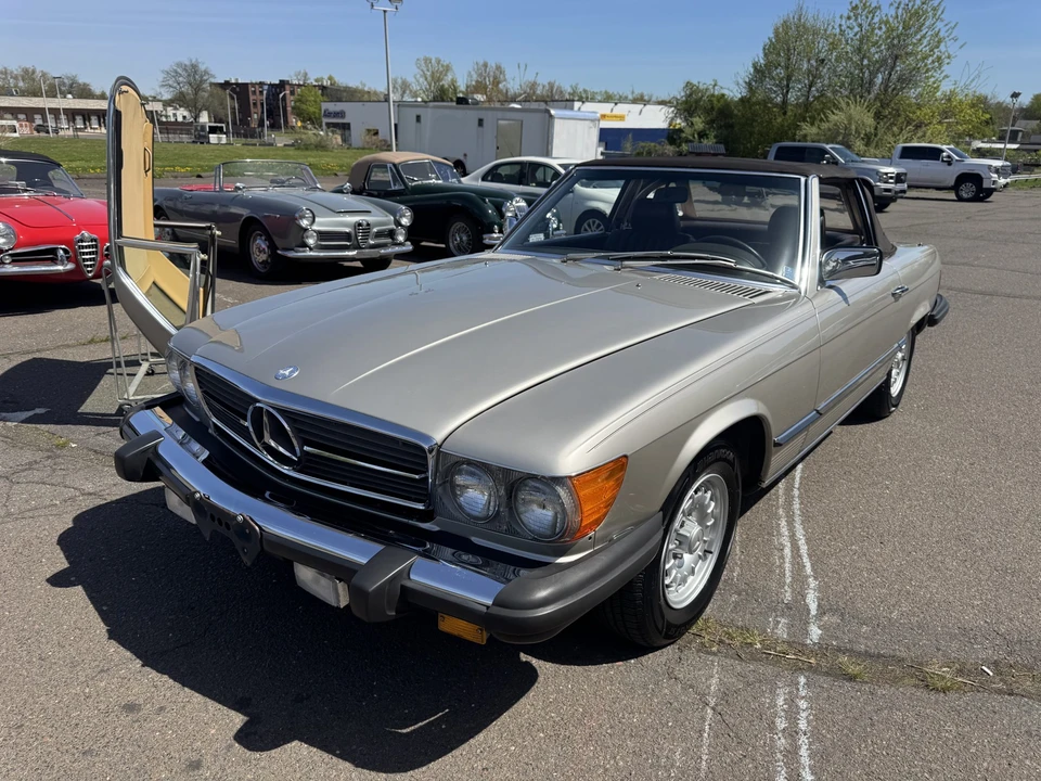 1985 Mercedes-Benz R107 SL-Class - Image 24 of 31