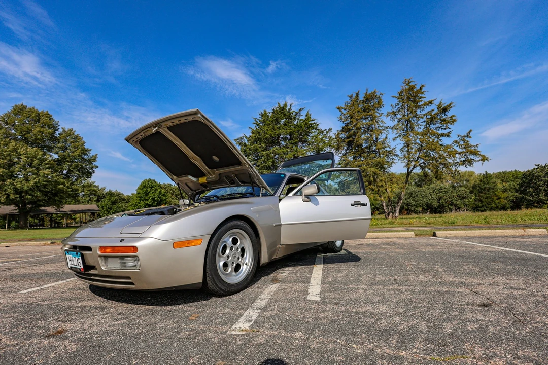 1986 Porsche 944 Turbo - Image 29 of 31