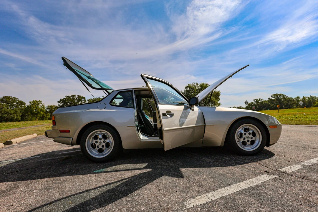1986 Porsche 944 Turbo - Image 31 of 31