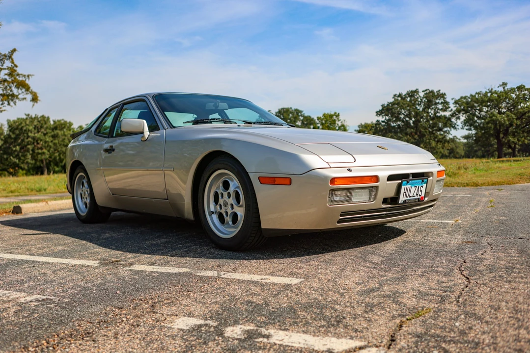 1986 Porsche 944 Turbo - Image 11 of 31