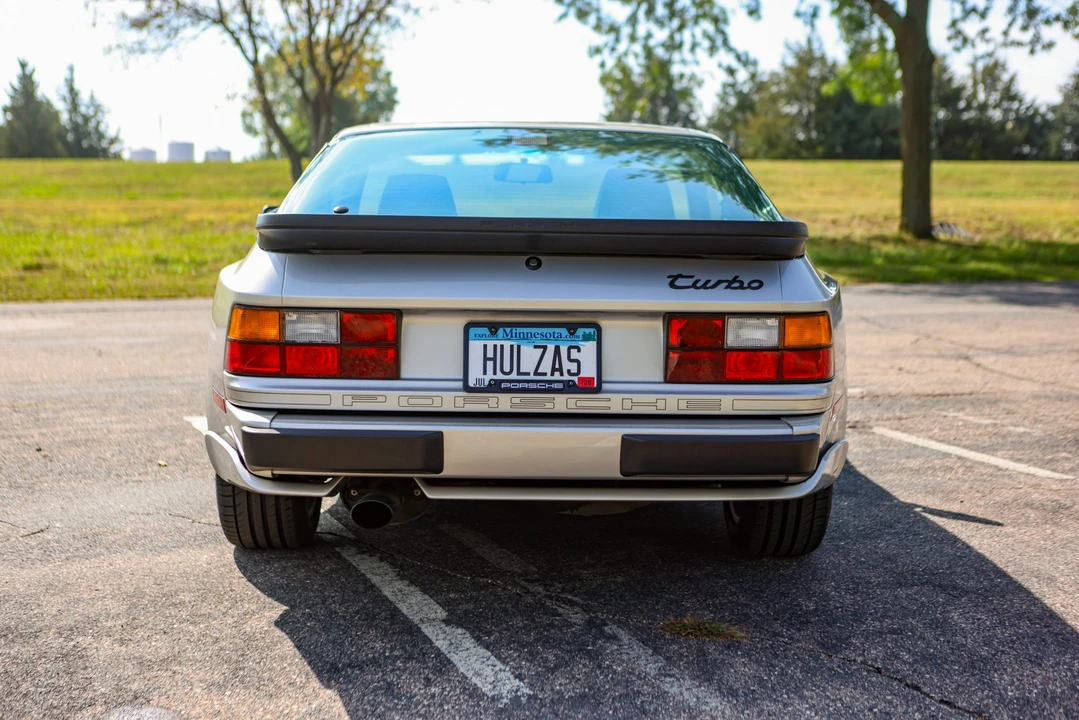 1986 Porsche 944 Turbo - Image 19 of 31